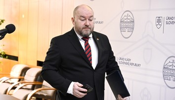 SFZ skrachuje do troch mesiacov, vyhlásil Huliak. Kováčika by najradšej videl v putách