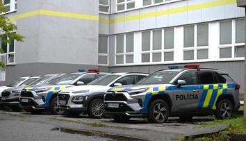 Bombová hrozba ochromila súdy po celom Slovensku, budovy evakuovali