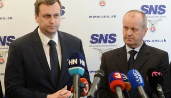 Desaťmiliónová zakázka na ministerstve obrany. Preveruje ju ÚVO