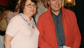 Smutná správa pre najstaršiu dcéru Karla Gotta. Zomrela jej mama Antonie