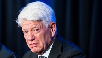 IIHF má nového šéfa, prezidentom sa stal Nemec s bohatými skúsenosťami. Český zástupca mu dýchal na krk