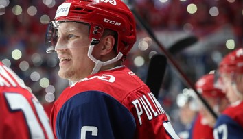 Ako jediný Fín hrával v KHL, jeho návrat domov spôsobil rozruch. Podpis Pulkkinena vyšiel klub draho
