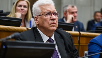 Deťom na farmách odoberajú hormón mladosti pre svetové celebrity. V NR SR zaznela desaťročia stará konšpirácia