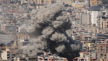 Izrael spustil novú vlnu útokov na Libanon. Hizballáh reagoval odpálením rakiet