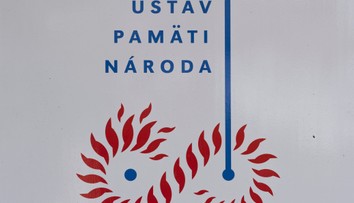 Ústav pamäti národa zverejnil mená vyšetrovateľov ŠtB. Plánuje v tom pokračovať
