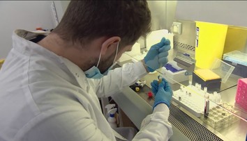 Vedci vyvinuli test, ktorý dokáže odhaliť 50 druhov rakoviny iba z jednej vzorky krvi