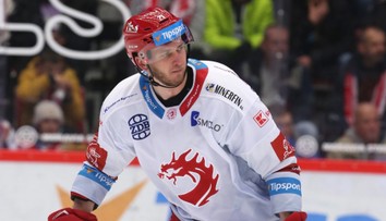 VIDEO: Skúsený obranca Třinca Slovensku na MS nepomôže. Martin Marinčin sa dáva dokopy po ťažkých zraneniach