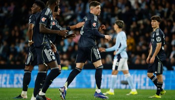 LaLiga: Real Madrid rozhodol o tesnom triumfe v úplnom závere a stiahol manko na Barcelonu