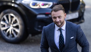 Vyše dva milióny eur za 30 áut. Ministerstvo vnútra nakúpi nové vozidlá pre úrad pre ochranu ústavných činiteľov