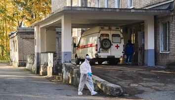 Laborantka sa mala z rozbitej skúmavky nakaziť morom. O niekoľko dní 28-ročná žena zomrela