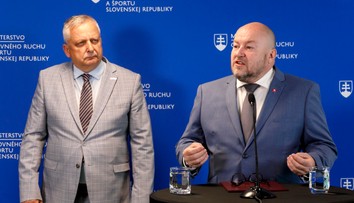 Huliak plánuje navýšiť príjmy do štátne rozpočtu. Chce umožniť Tiposu, aby mohol prevádzkovať kamenné kasína