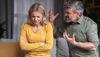 Psychické násilie zažíva takmer polovica žien na Slovensku. Odborníčky vysvetľujú, ako z neho uniknúť