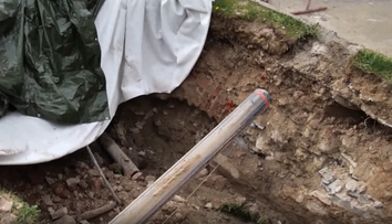 Robotníci v Púchove ostali v úžase. Pod zemou sa ukrývalo viac než iba staré potrubia