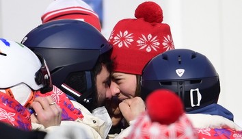 Ani nemôžem povedať, že ako mi bije srdce. Pozrite si reakcie Vlhovej brata a trénera Piniho