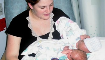 Tomu sa povie mať plné ruky práce: V nemocnici sa v jednom týždni narodilo 12 dvojičiek