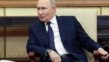 Putin varuje: Každý vojak Západu na Ukrajine bude terčom ruskej armády