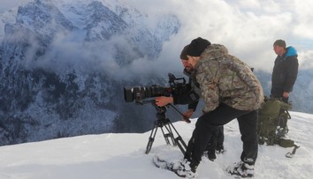 Dali státisíce na výrobu, z lesa museli aj utekať o život. Slováci natočili v Karpatoch dokument svetovej kvality (rozhovor)
