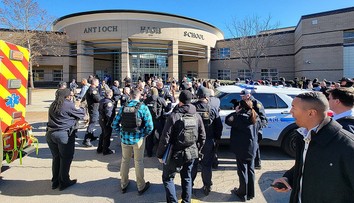 Hrôza v Tennessee: Útočník zabil študentku na strednej škole, páchateľ sa následne zastrelil