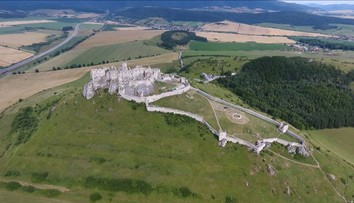 Spišský hrad je najrozsiahlejší v strednej Európe. Počas jednej návštevy ho nestihnete spoznať