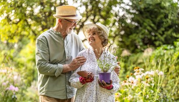 Prečo žijú ženy dlhšie než muži? Nová analýza našla vysvetlenie v evolúcii