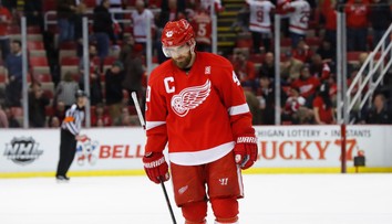 Kapitán Detroitu Henrik Zetterberg môže vynechať celú sezónu