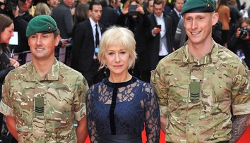 Táto herečka rúca mýty o starnutí. Postavila do pozoru aj vojakov