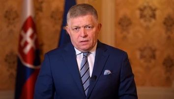 Zvrat v odvolávaní Tarabu, Fico žiada garancie. Nebudem sa riadiť podľa palčeka, odkázal minister