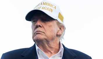 Trump po ostrej kritike pápeža Leva XIV. zverejnil obrázok, ktorým pobúril kresťanov