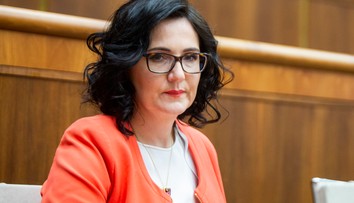 Záujem o učiteľstvo nerastie, ale upadá, reaguje prezident komory učiteľov na ministerku školstva