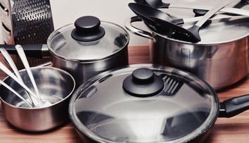 Sú panvice a hliníkový riad naozaj škodlivé pre naše zdravie? Odborníci majú jasno