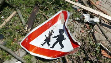 Krúpy, prívalové zrážky i nárazový vietor. Búrky v nedeľu udrú na Česko s mimoriadnou silou