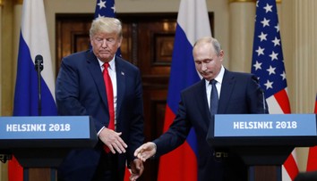 V Rusku radosť, v USA hanba. Trump je pod paľbou kritiky za podlizovanie sa Putinovi