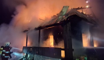 V Terchovej nadránom zhorela drevenica. Škodu vyčíslili na desiatky tisíc eur