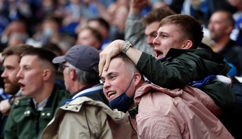 Britský pokus sa podaril. Zo 60-tisíc účastníkov pilotných podujatí sa nakazilo covidom 15