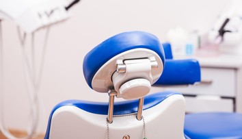 Šokujúci prípad z Česka. Zubár zneužíval fotky maloletých pacientiek, dostal len podmienku