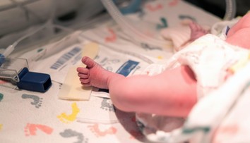 Zoznam zranení láme srdce. Mladý muž mal týrať iba osemmesačné dievčatko