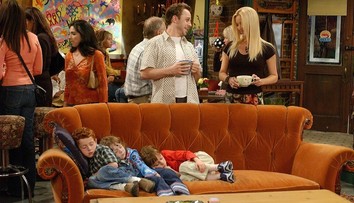 Phoebe z Priateľov ukázala syna. Páni, to je ale fešák