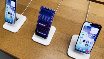 „Vyhodili ma, tak idem vyzradiť ich tajomstvá.“ Podvodníci lákajú na lacné iPhony, zneužívajú meno známeho predajcu