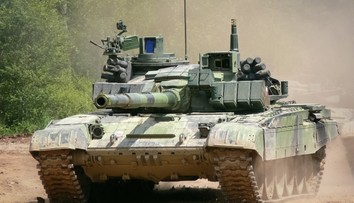 Pri cvičnej streľbe sa zranili dvaja českí vojaci