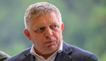 Taraba zatiaľ zostáva ministrom. Fico stiahol návrh na jeho odvolanie