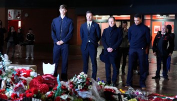 Pri návrate do Liverpoolu si uctil zosnulého kamaráta. Hviezdny obranca nechal Diogovi Jotovi dojemný odkaz