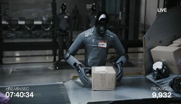 Koniec ľudí vo fabrikách? Robot triedi balíky nonstop už celý týždeň