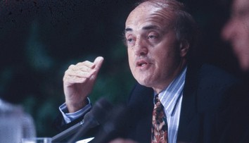 Zomrel laureát Pulitzerovej ceny Peter Arnett (†91)