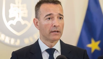 Hra na neutralitu je nebezpečná, varuje Drucker. Koalícia podľa neho naháňa voličov Republiky