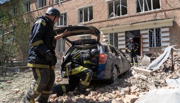 Masívny útok na Charkov si vyžiadal obete. Je medzi nimi 3-ročný chlapec