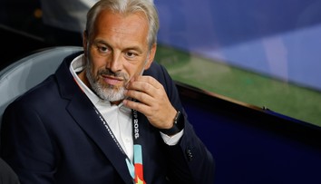 Tréner hodnotil šampionát a zrazu prišiel šok. Kouča Konga zaskočili tragickou správou