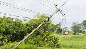 Vydali najvyššiu výstrahu pred vetrom. Nielen Bratislavu čakajú tri kritické hodiny