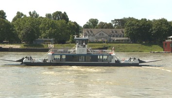 Na verejnú dopravu na Dunaji zazmluvnili štátnu kompu. Ušetriť to má šesť miliónov, hovorí minister Taraba