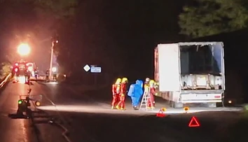 Stačí pár nádychov a môžete zomrieť. Z kamióna pri Prievidzi unikal toxický chlór