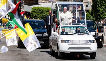 Pápežov papamobil dostane nové poslanie. František to stihol požehnať ešte pred smrťou